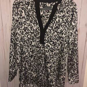 Vince Camuto Tunic Small black and white